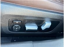 Vehicle Thumb #21
