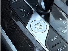Vehicle Thumb #26