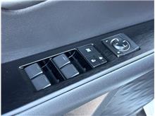 Vehicle Thumb #20