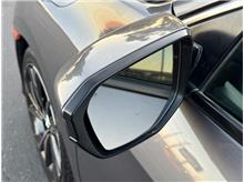 Vehicle Thumb #17