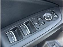 Vehicle Thumb #20