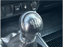 Vehicle Thumb #23