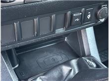 Vehicle Thumb #24
