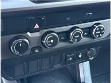 Vehicle Thumb #25