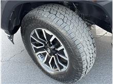 Vehicle Thumb #29