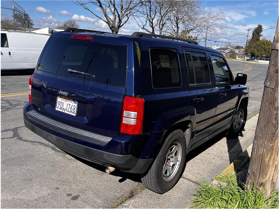 2017 Jeep Patriot from American Auto Credit Inc.