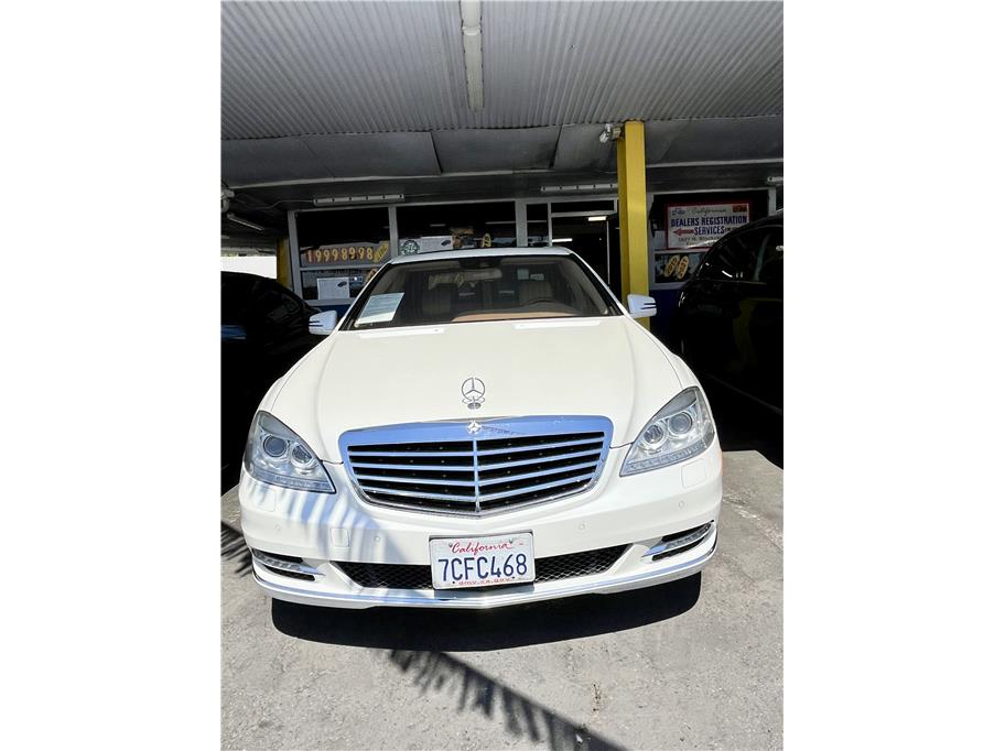2013 Mercedes-Benz S-Class from American Auto Credit Inc.