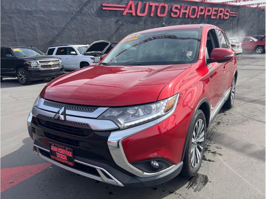 2019 Mitsubishi Outlander from Auto Shoppers