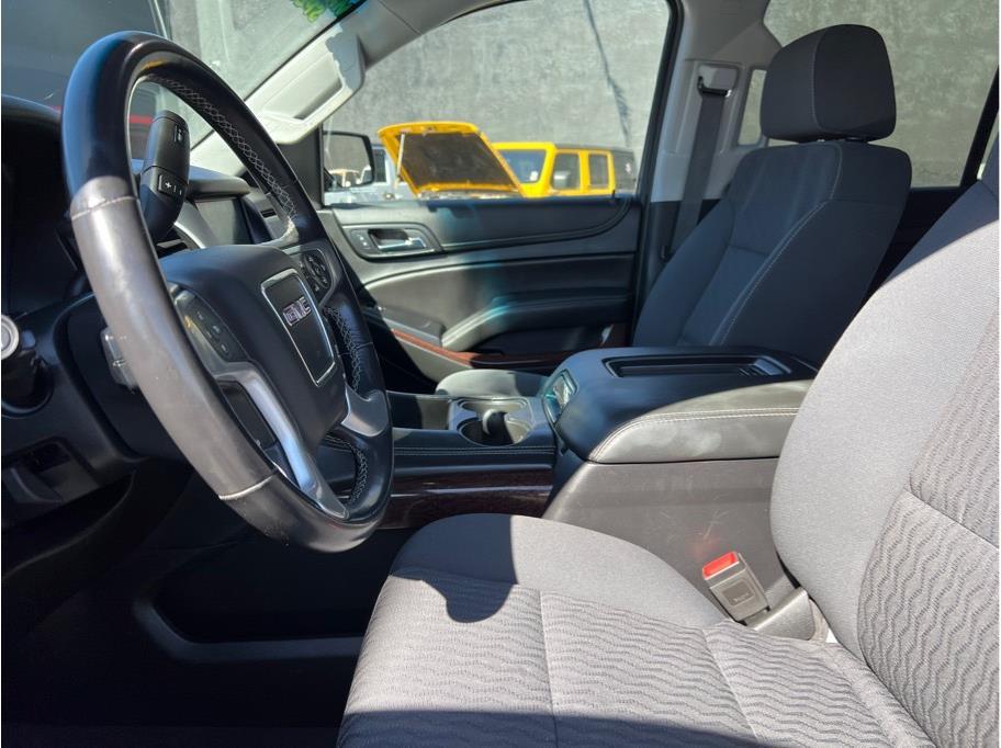 2019 GMC Yukon SLE - Photo 11