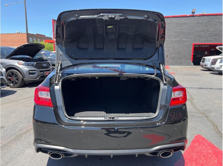 2019 Subaru Legacy Limited - Photo 10