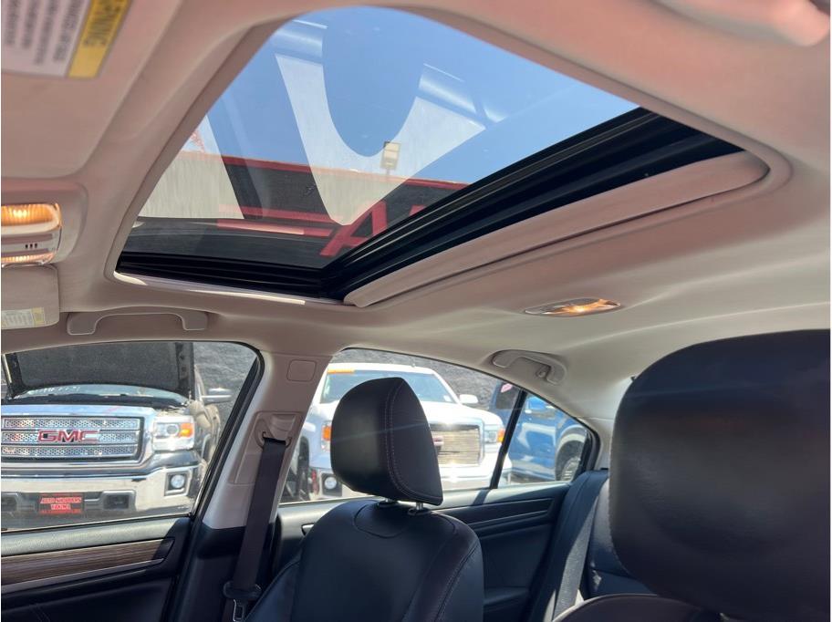 2019 Subaru Legacy Limited - Photo 13