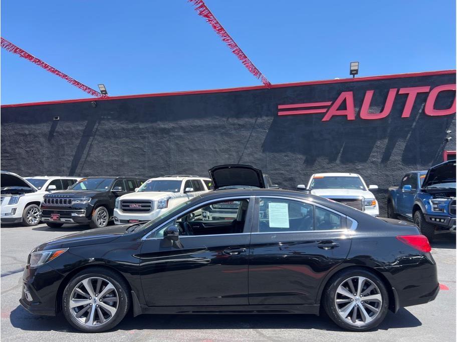 2019 Subaru Legacy Limited - Photo 4