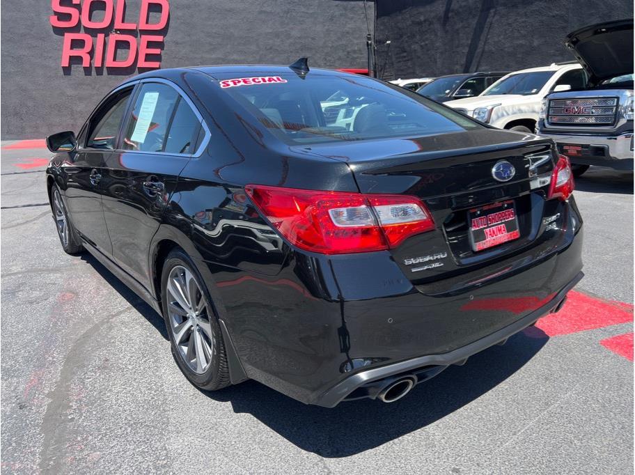 2019 Subaru Legacy Limited - Photo 5