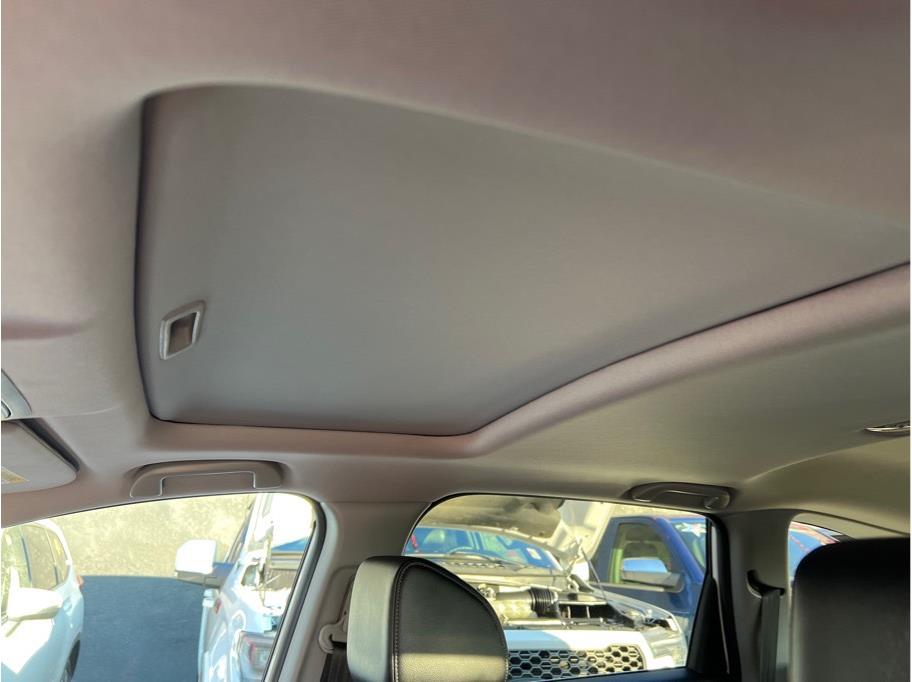 2018 Honda CR-V Touring - Photo 12