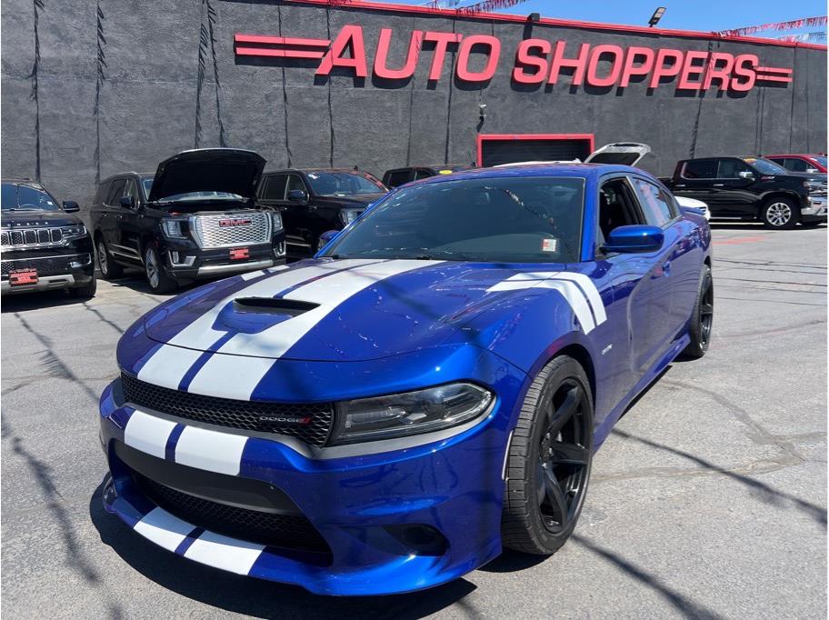 2019 Dodge Charger from Auto Shoppers