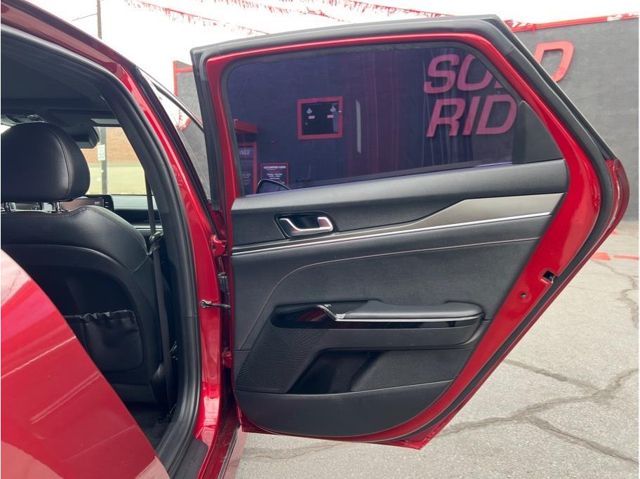 2022 Kia K5 GT - Photo 22