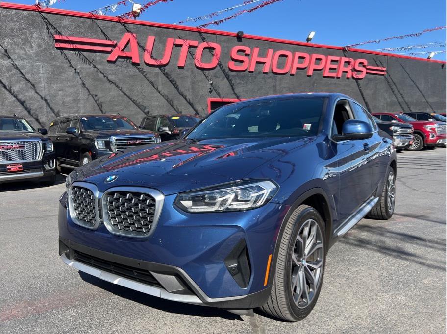 2022 BMW X4 from Auto Shoppers