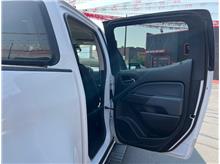 Vehicle Thumb #20