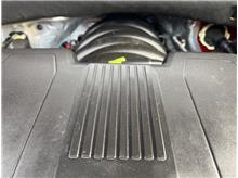 Vehicle Thumb #27