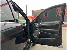 Vehicle Thumb #19