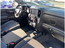 Vehicle Thumb #16