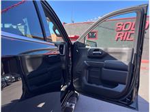 Vehicle Thumb #19