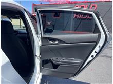 Vehicle Thumb #19