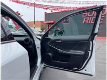 Vehicle Thumb #22