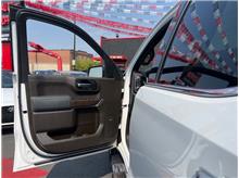 Vehicle Thumb #26