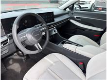 Vehicle Thumb #12