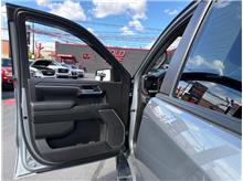 Vehicle Thumb #21