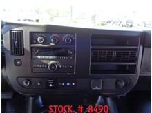 Vehicle Thumb #18
