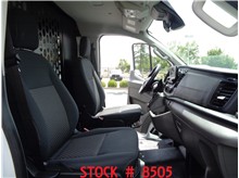 Vehicle Thumb #20