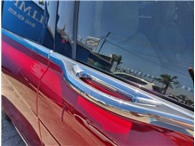 Vehicle Thumb #14