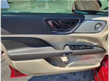Vehicle Thumb #15