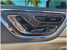 Vehicle Thumb #16