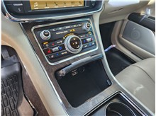 Vehicle Thumb #32