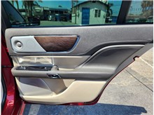 Vehicle Thumb #37