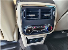 Vehicle Thumb #41