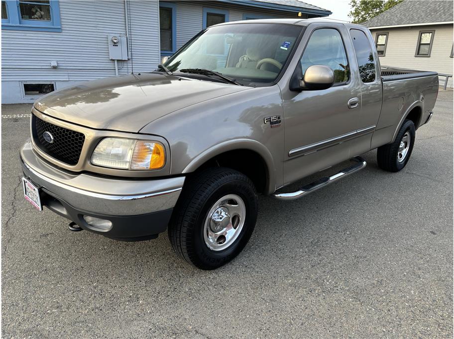 2001 Ford F150 Super Cab from Hayes Auto Sales