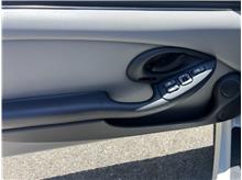 Vehicle Thumb #17
