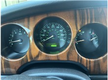 Vehicle Thumb #16