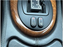 Vehicle Thumb #17