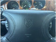 Vehicle Thumb #20