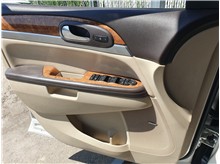 Vehicle Thumb #17