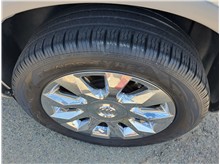 Vehicle Thumb #29