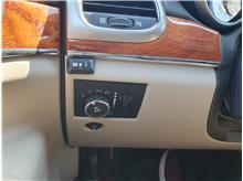 Vehicle Thumb #15