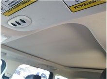 Vehicle Thumb #19