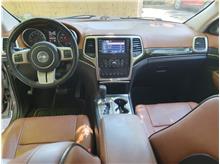 Vehicle Thumb #9