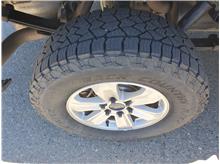 Vehicle Thumb #24